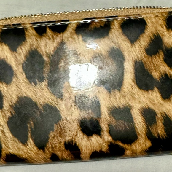 Different wallets - Picture 3 of 10